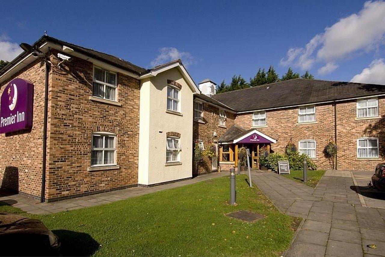 Premier Inn Premier Inn Wrexham North Екстер'єр фото